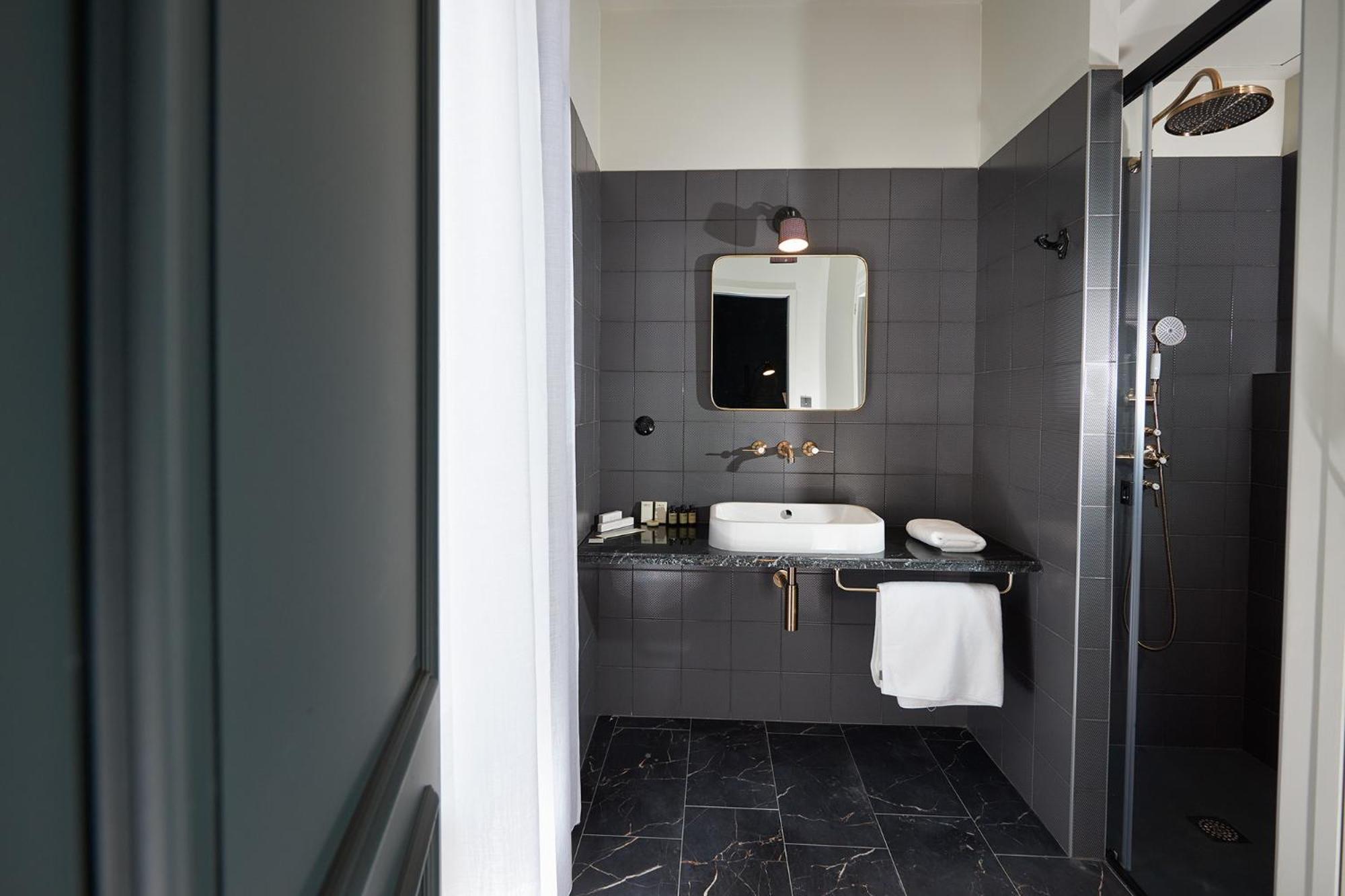 Hotel Victoria Валанс Екстериор снимка